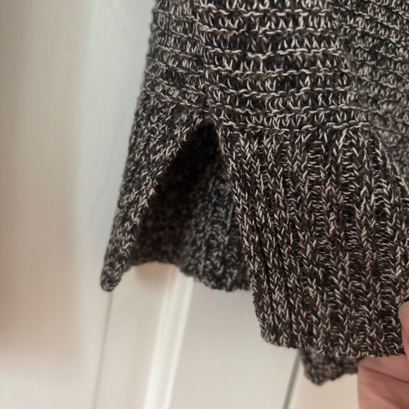 Eileen Fisher System Marled Black Taupe VNeck 100% Linen Sweater Size Small Knit - Picture 5 of 10